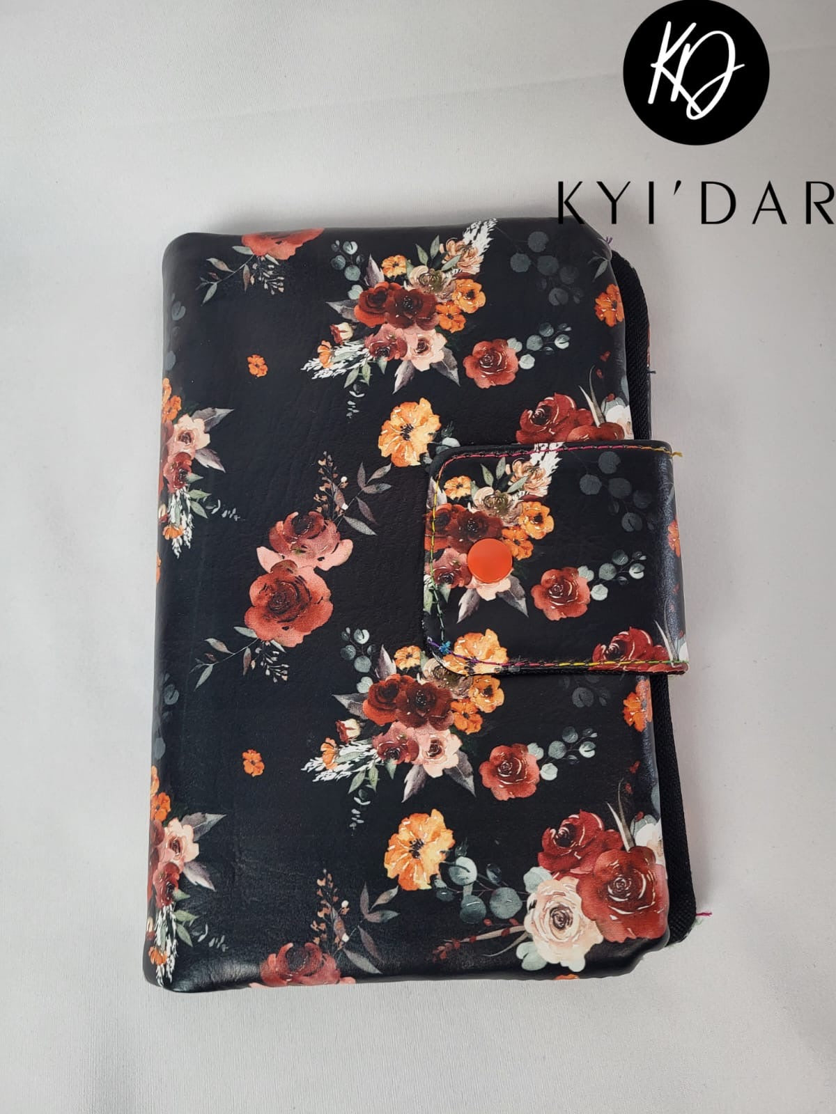 Blooms Travel Wallet