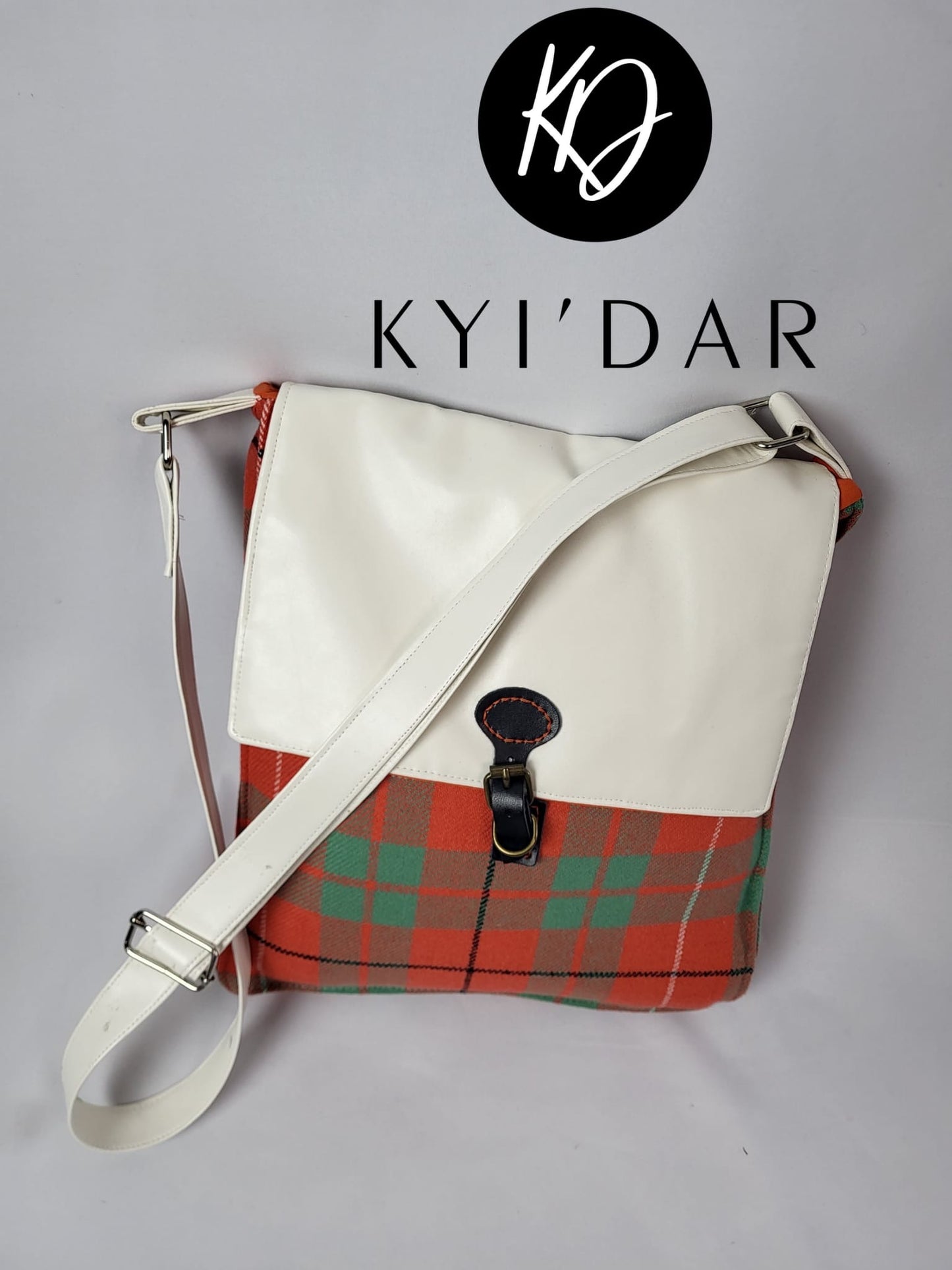 Tweedle Satchel